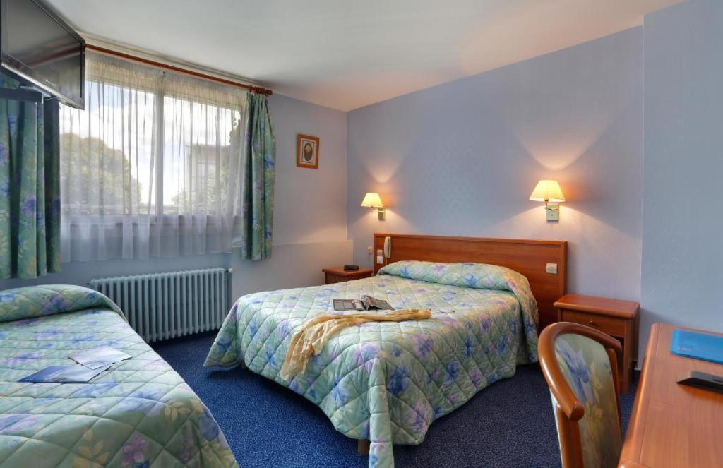 Contact Hotel De France Contres-Beauval-Cheverny Le Controis-en-Sologne Exterior foto